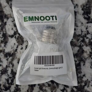 EMNOOTI Light Socket Adapter